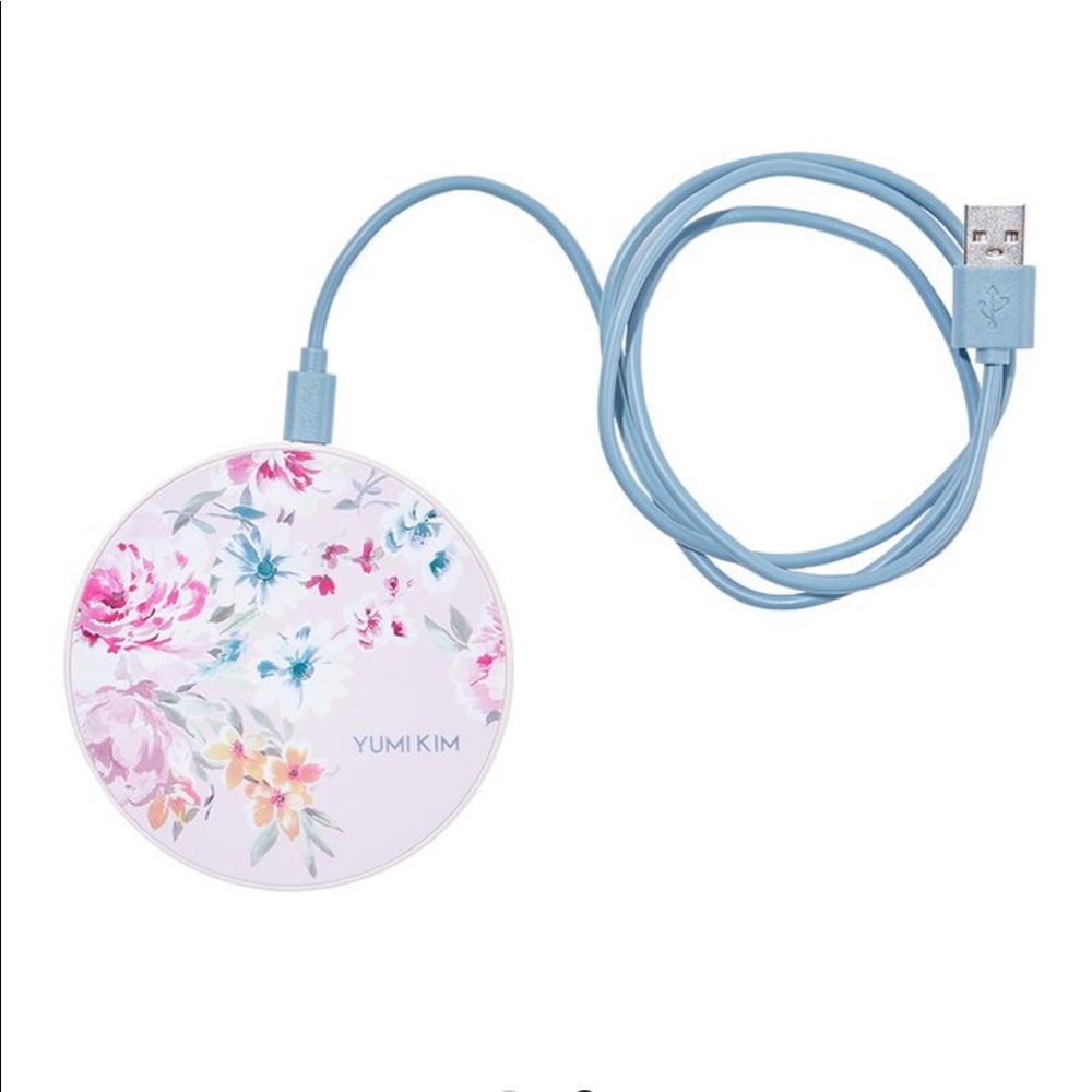 NEW! Yumi Kim Wireless Charging Pad